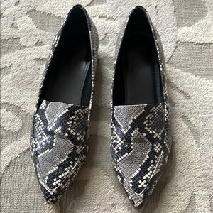 Snakeskin Pattern Women's Loafers